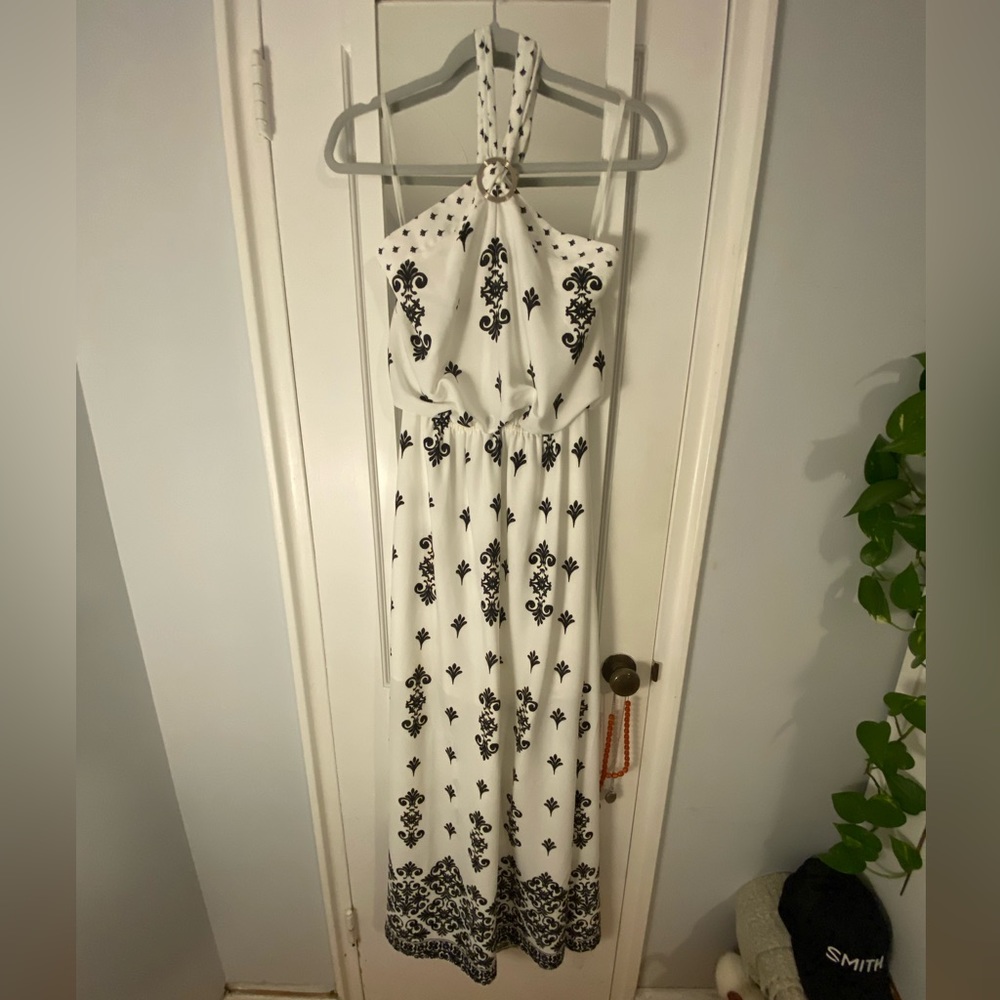 Women’s maxi dress